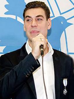 Дмитрий Дюжев